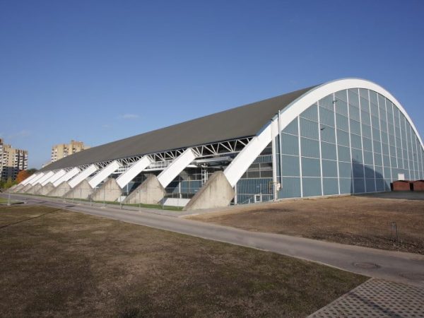Dengtas futbolo maniežas Sportima