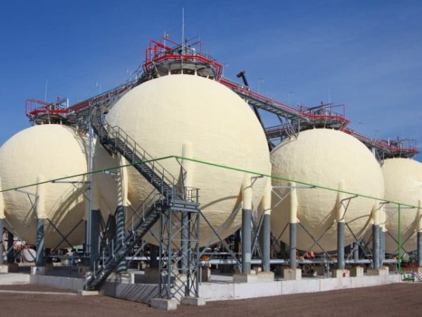 Spherical containers of liquid ammonia in Kėdainai