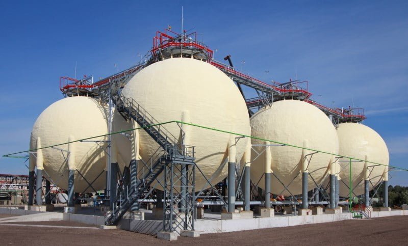 Spherical containers of liquid ammonia in Kėdainai